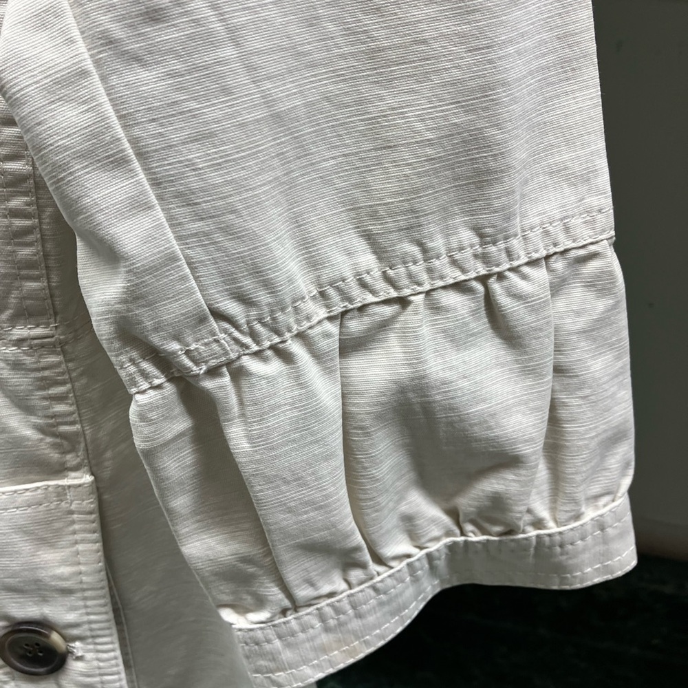 Ann Taylor light khaki 3/4 sleeve blazer - Picture 4 of 7